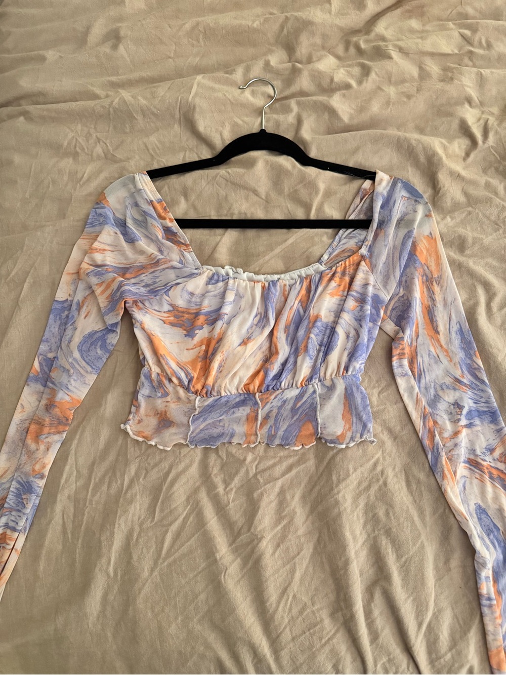 Marble-Print Long Sleeve Square Neck Crop Top in Lavender & Peach